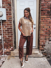 Load image into Gallery viewer, Bindi Barrel Pants (Brown)
