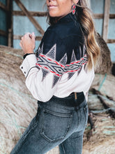 Load image into Gallery viewer, Watson Button Up
