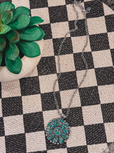 Load image into Gallery viewer, Kindra Necklace
