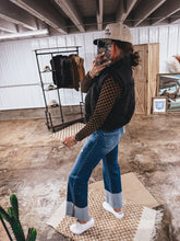 Load image into Gallery viewer, Teddy Vest (Black)
