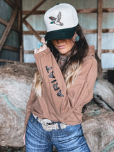 Load image into Gallery viewer, Ariat Essential Hoodie (Toasted Coconut)
