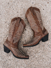 Load image into Gallery viewer, Ariat Round Up Collins Boot
