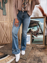 Load image into Gallery viewer, Landry Jean
