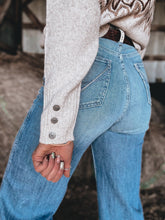 Load image into Gallery viewer, Ariat Lodge Sweater
