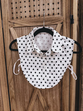 Load image into Gallery viewer, White/Black Polka Dot Collar
