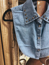 Load image into Gallery viewer, Denim Stud Collar
