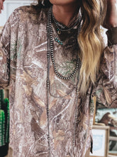 Load image into Gallery viewer, Woodlands Top
