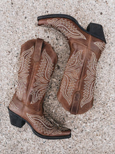 Load image into Gallery viewer, Ariat Round Up Collins Boot
