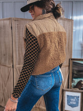 Load image into Gallery viewer, Teddy Vest (Camel)
