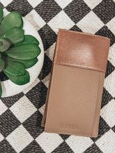 Load image into Gallery viewer, Scottie Wallet (Tan Hide)
