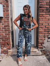 Load image into Gallery viewer, Bindi Barrel Pants (Paisley)
