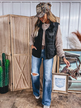 Load image into Gallery viewer, Windsor Vest (Black)
