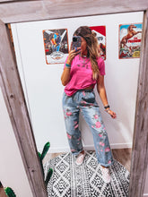 Load image into Gallery viewer, Cowboy Guide Tee
