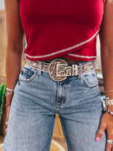 Load image into Gallery viewer, Korbin Barrel Jean (Medium)
