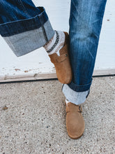 Load image into Gallery viewer, Ariat Country Mule
