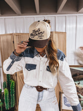 Load image into Gallery viewer, Wyatt Button Up
