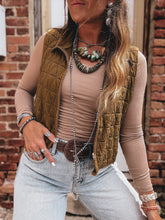 Load image into Gallery viewer, Rhodes Top (Taupe)
