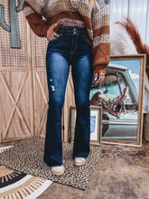 Load image into Gallery viewer, Clyde Jean
