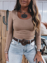 Load image into Gallery viewer, Rhodes Top (Taupe)
