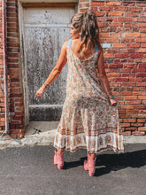 Load image into Gallery viewer, Rosalynn Dress
