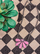 Load image into Gallery viewer, Juniper Necklace (Pink)

