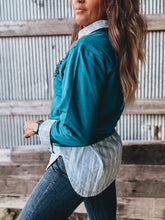 Load image into Gallery viewer, Ariat X Sendero West is Best Sweatshirt
