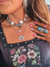 Load image into Gallery viewer, Bonnie Necklace
