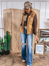 Load image into Gallery viewer, Windsor Vest (Tan)
