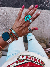 Load image into Gallery viewer, Checkered Bracelet
