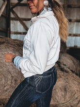 Load image into Gallery viewer, Ariat Traveler 1/2 Zip
