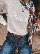 Load image into Gallery viewer, Ariat Essential Crew (Oatmeal)
