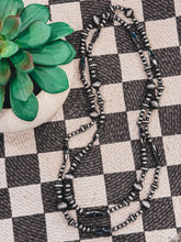 Load image into Gallery viewer, Trace Necklace
