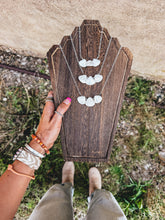 Load image into Gallery viewer, Teardrop Shell Necklace
