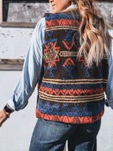 Load image into Gallery viewer, Moscow Vest
