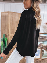 Load image into Gallery viewer, Tatum Top (Black)
