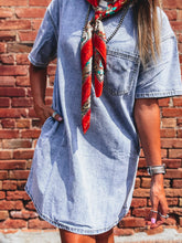 Load image into Gallery viewer, Della Denim Dress
